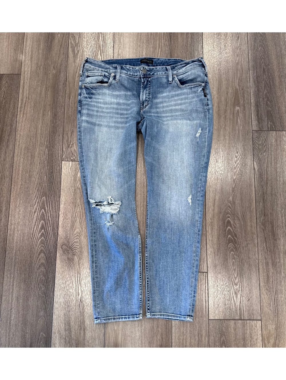 Silver Jeans Boyfriend Fit Light Wash Distressed Denim Jeans W34 L27